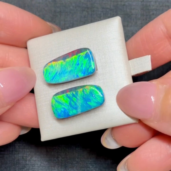 16.7ct boulder opal 19.4x10.1x3.9MM