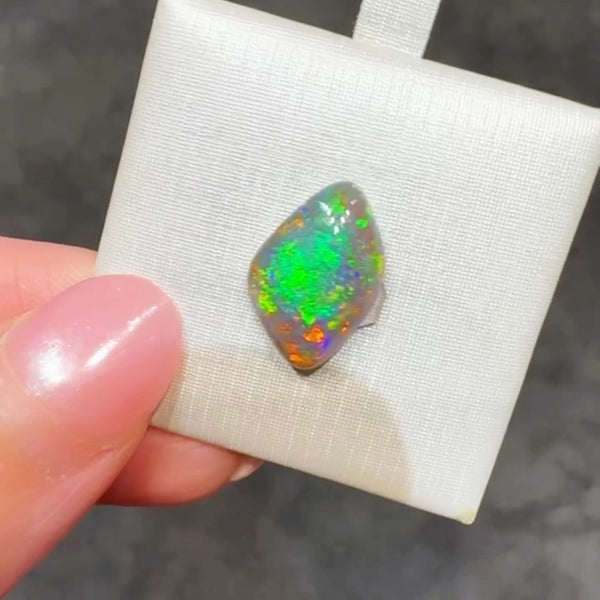 3.55ct black opal 15.6x 11x3.8MM
