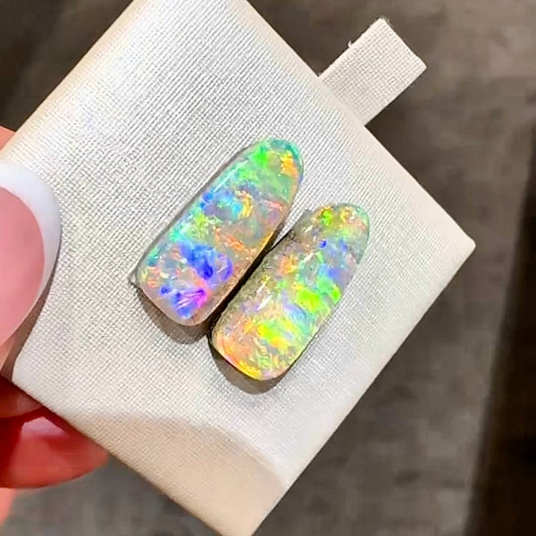 9.93ct boulder opal 16.7x6.7x4.5MM