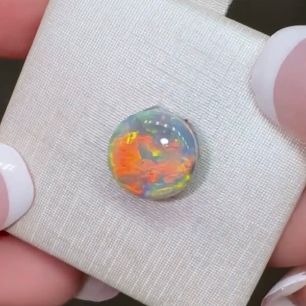 4.18ct black opal 10.3x 10x6.1MM