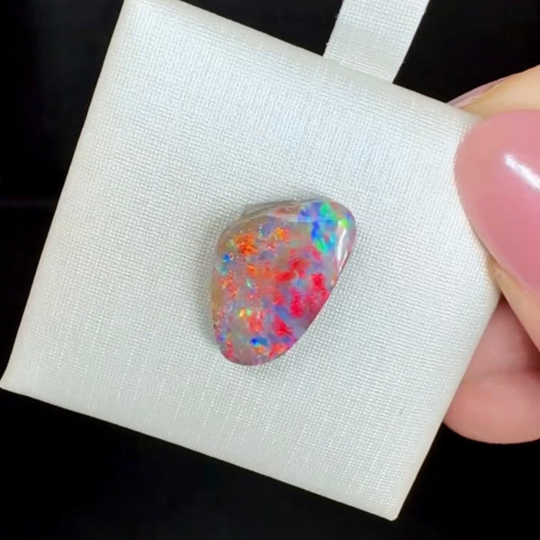 5ct boulder opal 15.7x9.8x4.2MM