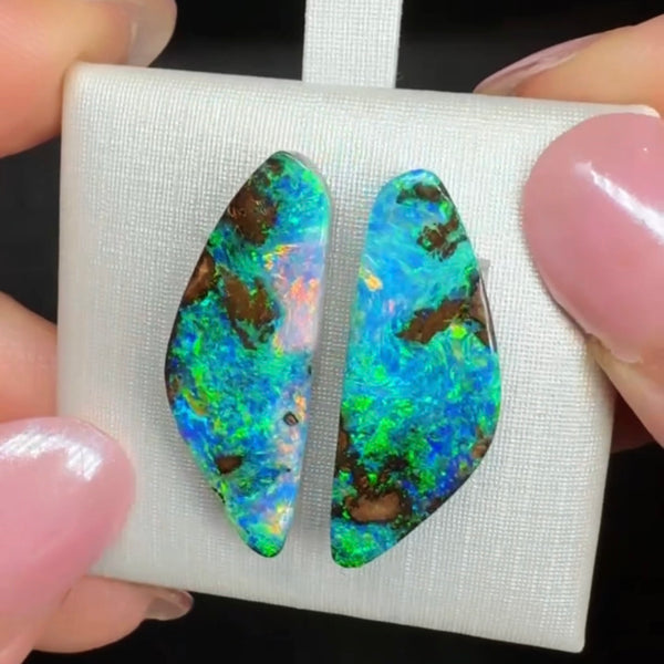16.9ct boulder opal 28.1x11.7x6.9MM