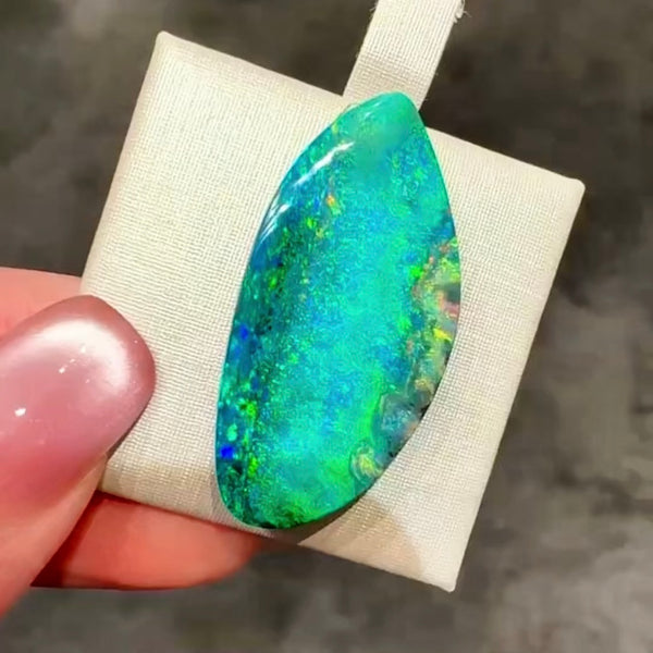 21.94ct boulder opal 37.5x17.1x5.3MM