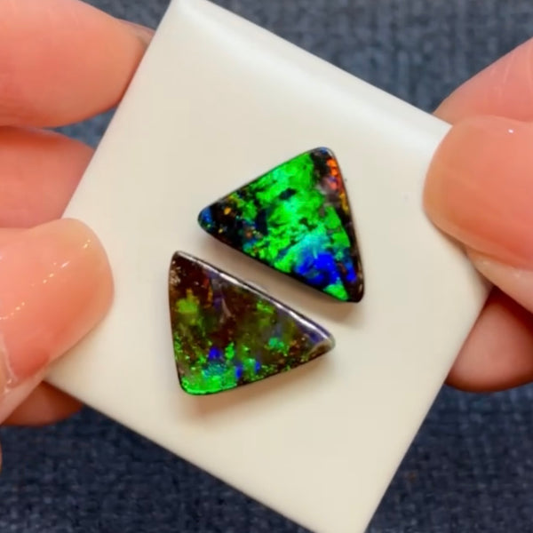 12.1ct boulder opal