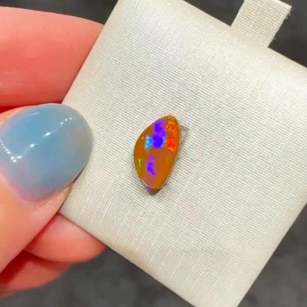 1.6ct boulder opal 10.3x5.8x3.1MM