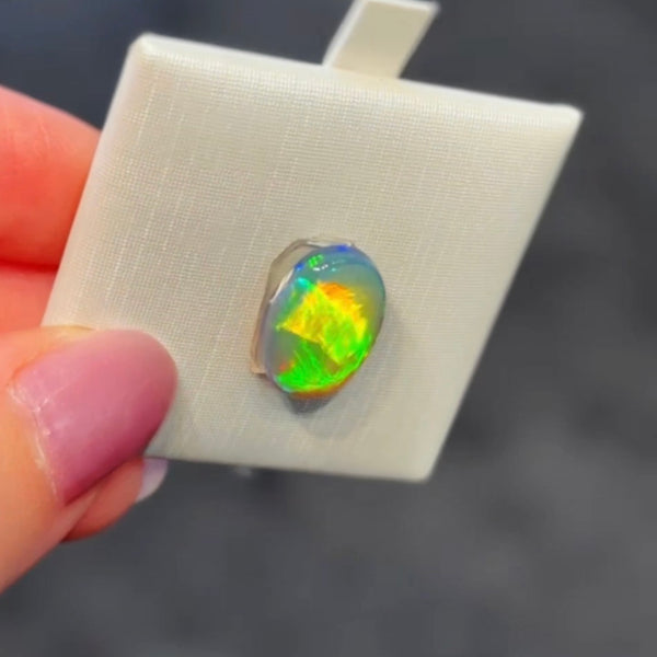 4.12ct black opal 13.2x9.4x4.7MM
