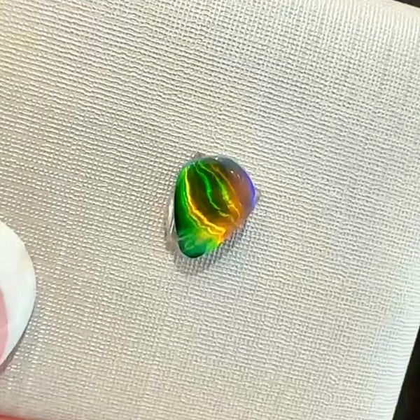 0.63ct black opal 7.3x5.5x2.7MM