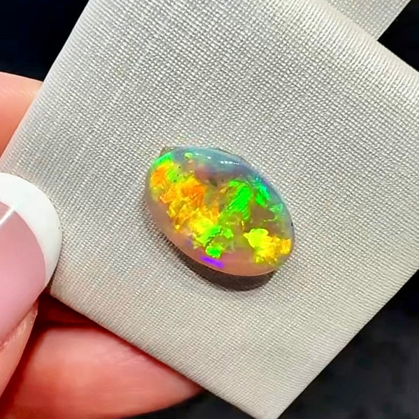 2.7ct black crystal opal 13.9x9.3x3.3MM