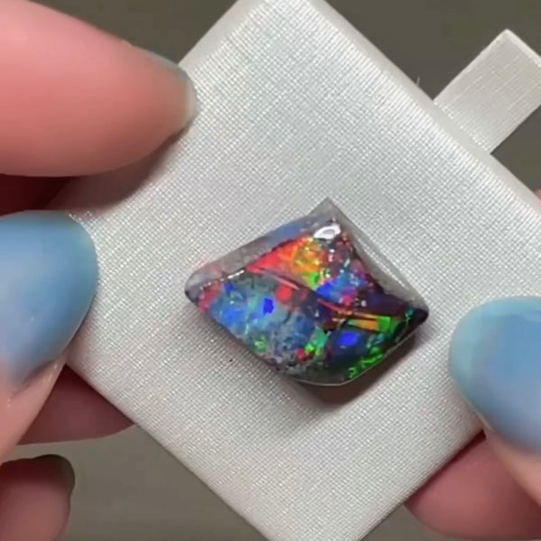 7.95ct boulder opal 19.1x14.1x6.1MM
