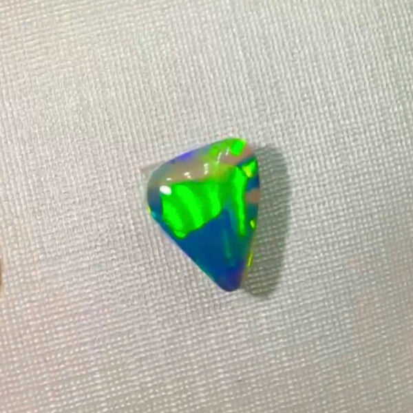 1.13ct boulder opal 7.7x6.1x4.3MM