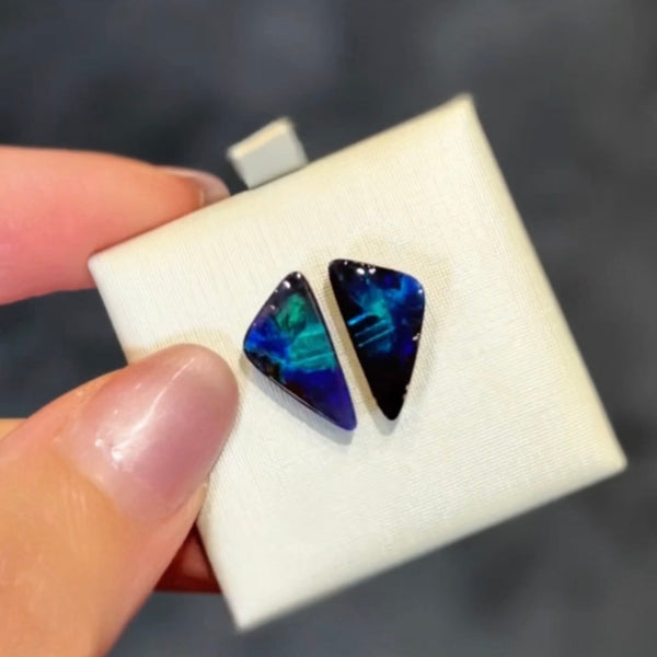 5.21ct boulder opal 15.2x7.8x3MM