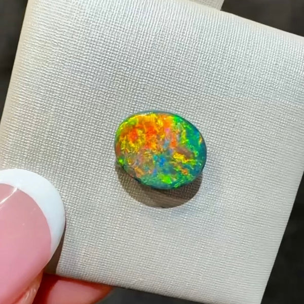 2.2ct black opal 10.6x8.5x3.5MM