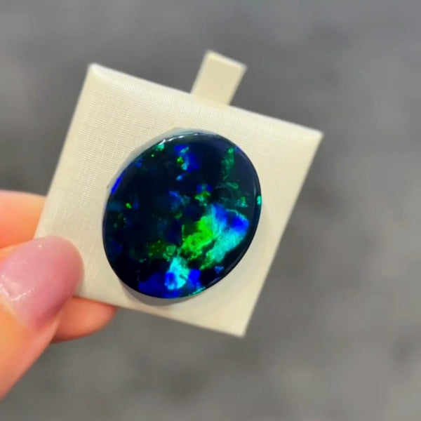 33.13ct black opal 27.5x24.13x7.13MM