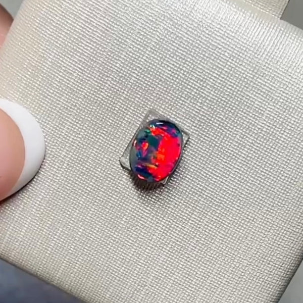 0.69ct boulder opal 6.8x5.2x2.4MM