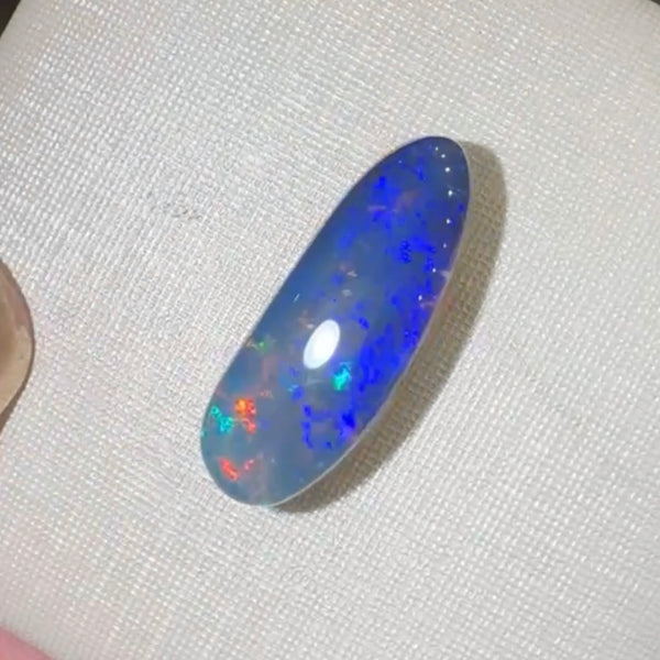 2.85ct boulder opal 15.8x6.2x4MM