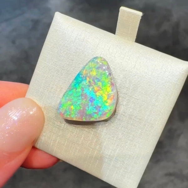 6.25ct boulder opal 18x12.5x4MM