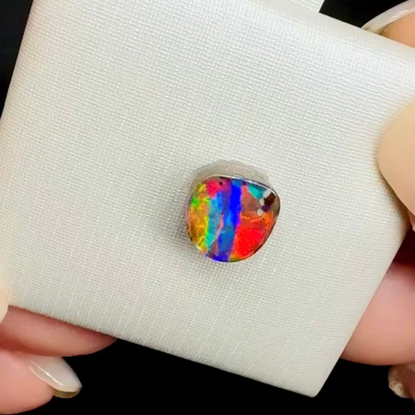 2ct boulder opal 8.1x7.9x3.4MM