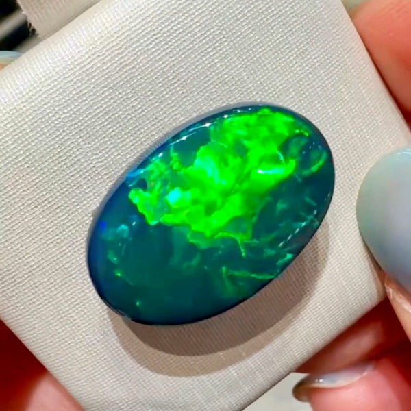 11ct black opal 20.5x 13.9x5.6MM