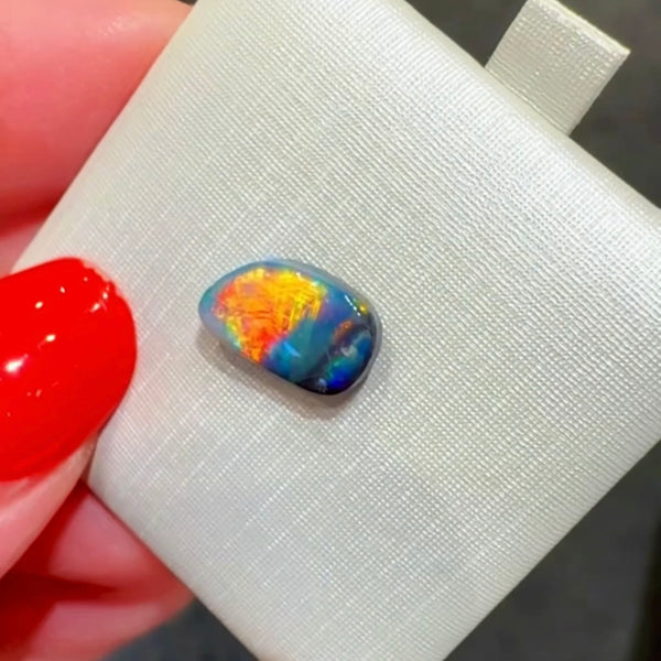 1.95ct boulder opal 11.1x6.4x2.9MM