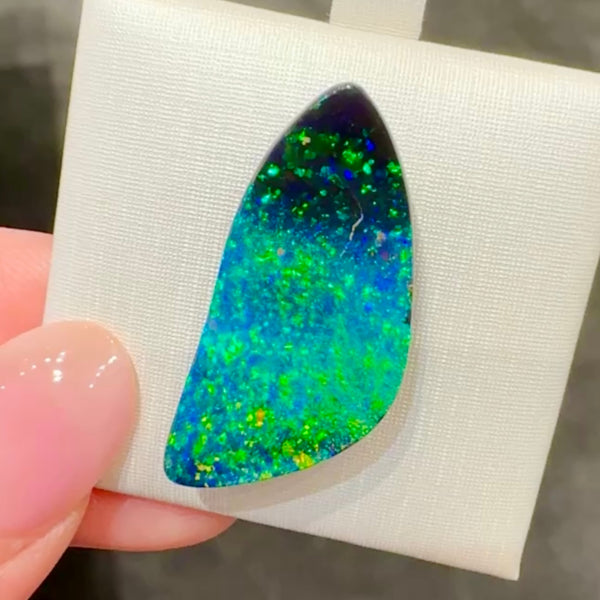 17.6ct boulder opal 28.5x13.8x4.3MM