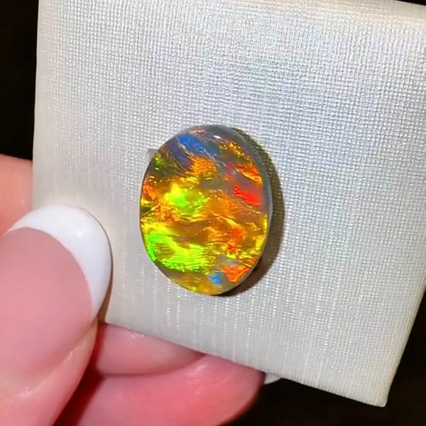 3.86ct black opal 15.6x11.3x3.4MM