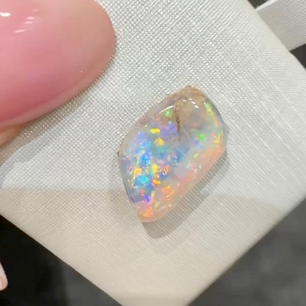 4.2ct boulder opal 15.4x9.4x4.5MM