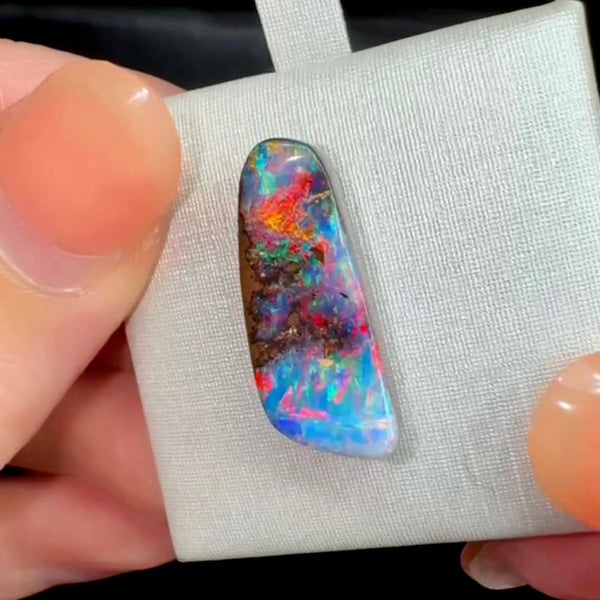 10.97ct boulder opal 22.6x8.8x5MM