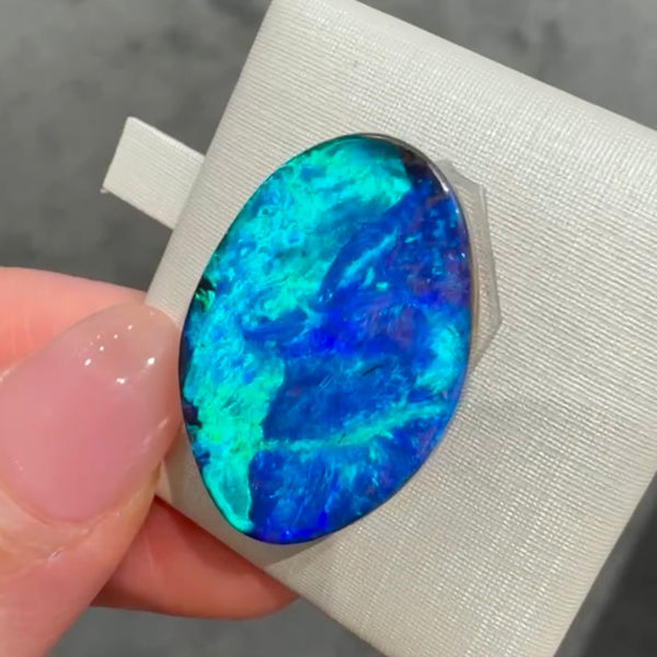 22.4ct boulder opal 26.1x18.4x6.3MM