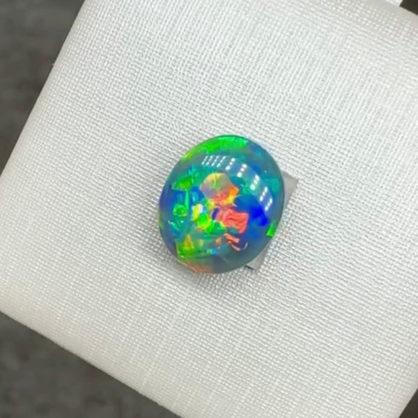 2.5ct black opal 10.4x 9x4.2MM
