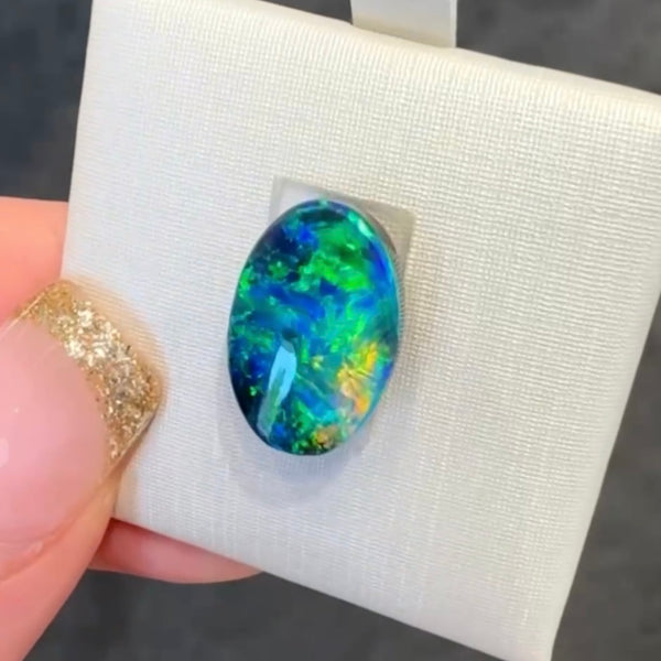 3.93ct black opal 15.1x 10.2x4.3MM
