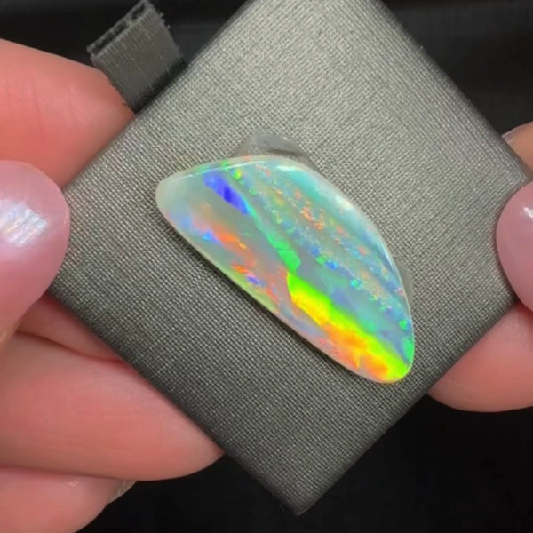 5.47ct black crystal opal