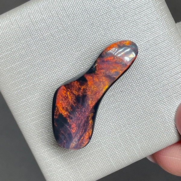 6.1ct boulder opal 24.1x9.8x4.7MM