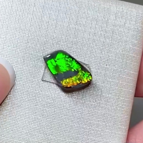 2.03ct boulder opal 11.4x6.4x3.4MM