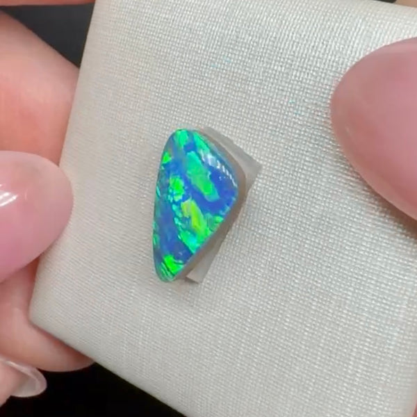 2.3ct boulder opal 11.8x7x4.1MM