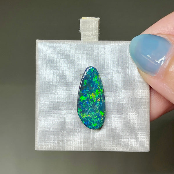 4.42ct black opal 20.3x 9.2x3.8MM