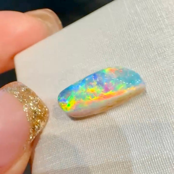 2.8ct boulder opal 14.4x6.1x4.5MM